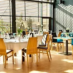 호텔 Regatta Restauracja