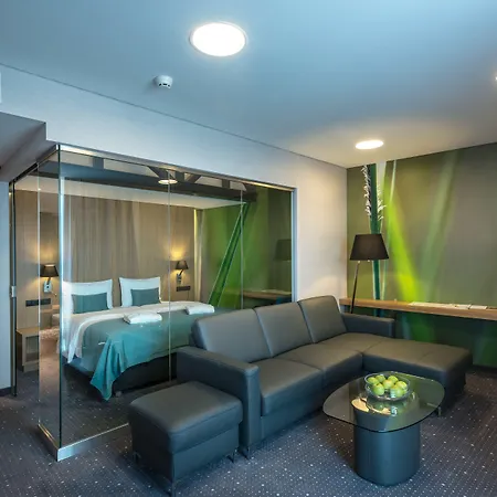 Regatta Restauracja Hotell Poznań