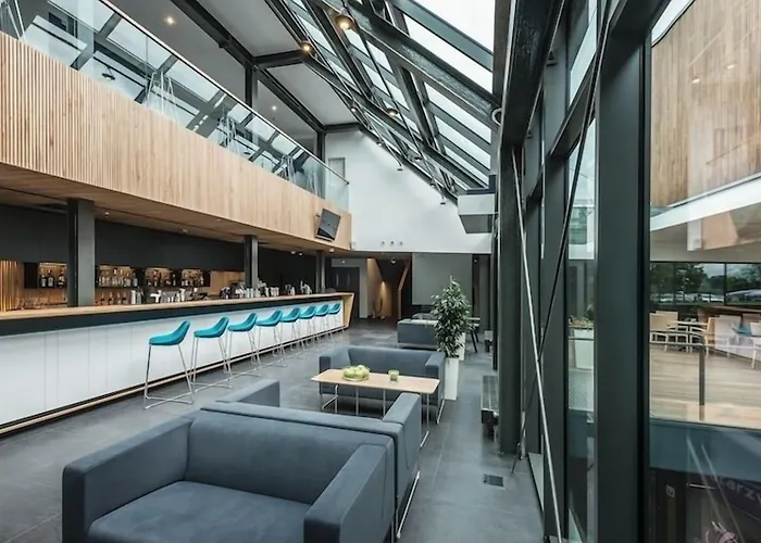 Regatta Restauracja Hotell 4*