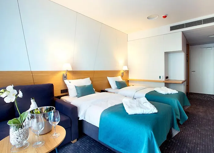 Hotell Regatta Restauracja 4*