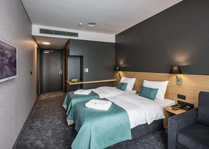 Regatta Restauracja Hotell 4*