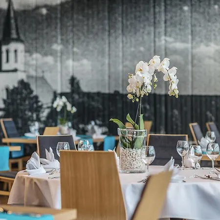 ホテル Regatta Restauracja 4*