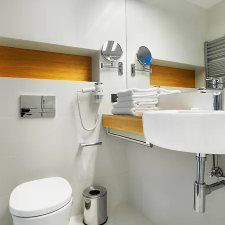 ホテル Regatta Restauracja 4*