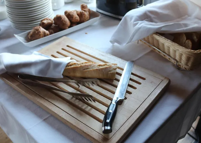 Regatta Restauracja Отель Познань