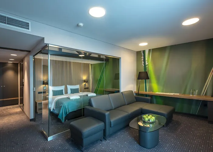 Regatta Restauracja Hotel Poznaň