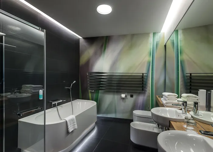 酒店 Regatta Restauracja