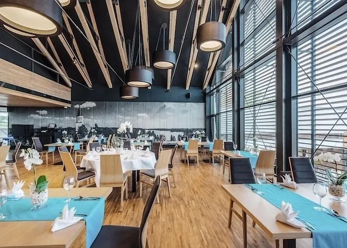 Regatta Restauracja 波兹南