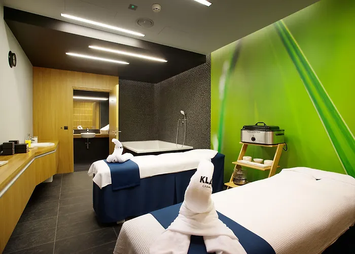 Regatta Restauracja 波兹南